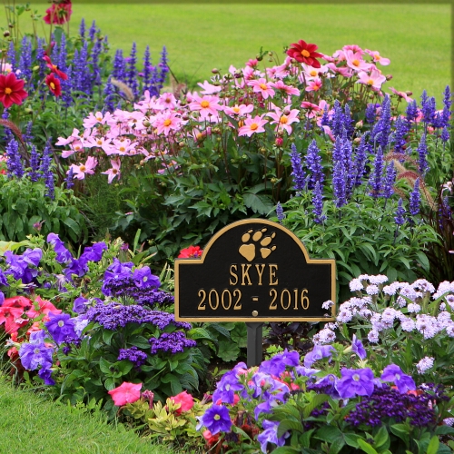 Black & Gold Dog Paw Arch Lawn Memorial Marker in Garden